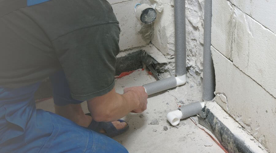 Expert burst pipe repair services in Blum, TX